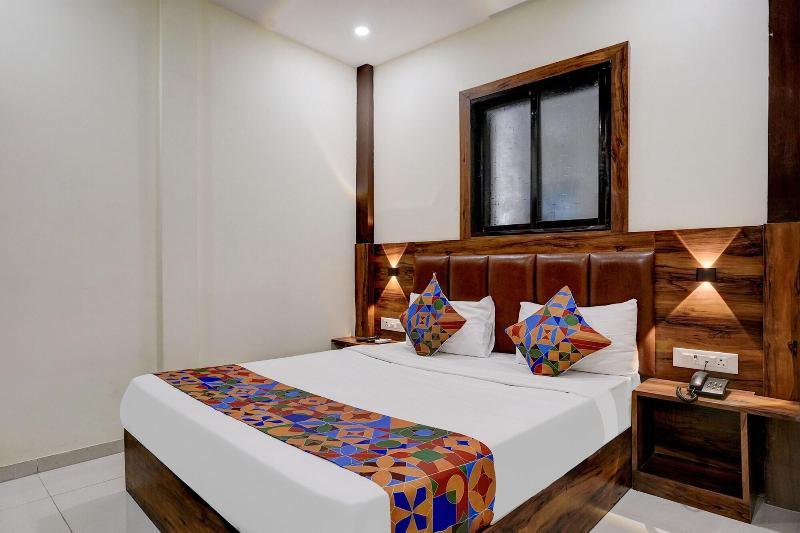 Fabexpress Golden Sands Inn image