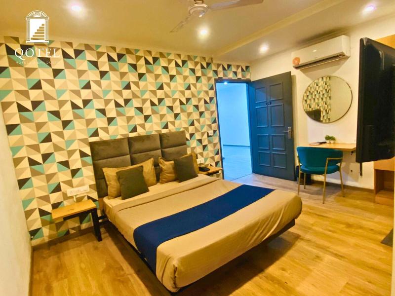 Qotel Chattarpur image