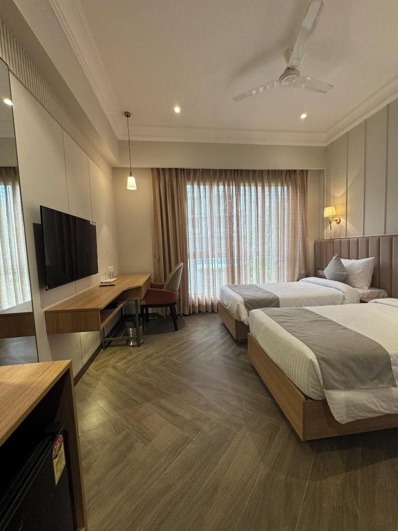 Hotel Mumbai House Mindspace Malad image