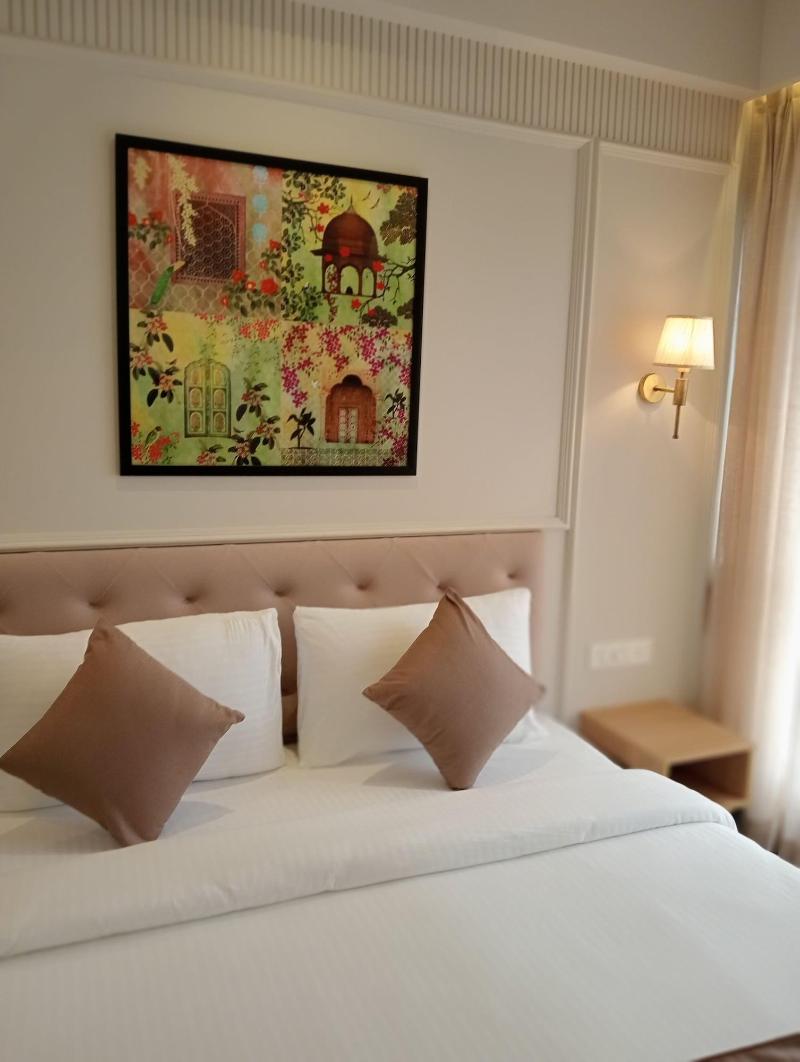Hotel Mumbai House Mindspace Malad image