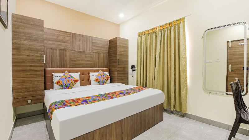 Fabhotel Mrv Inn image