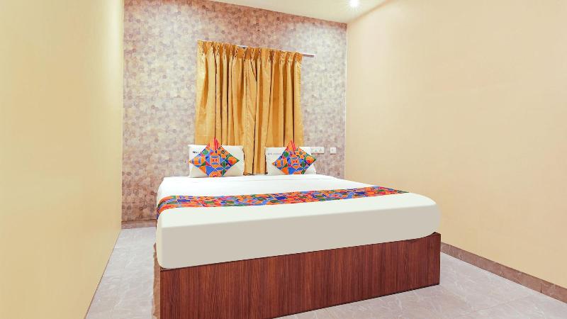 Fabhotel Mrv Inn image