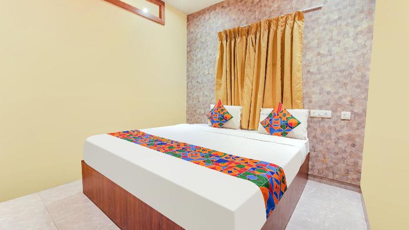 Fabhotel Mrv Inn image