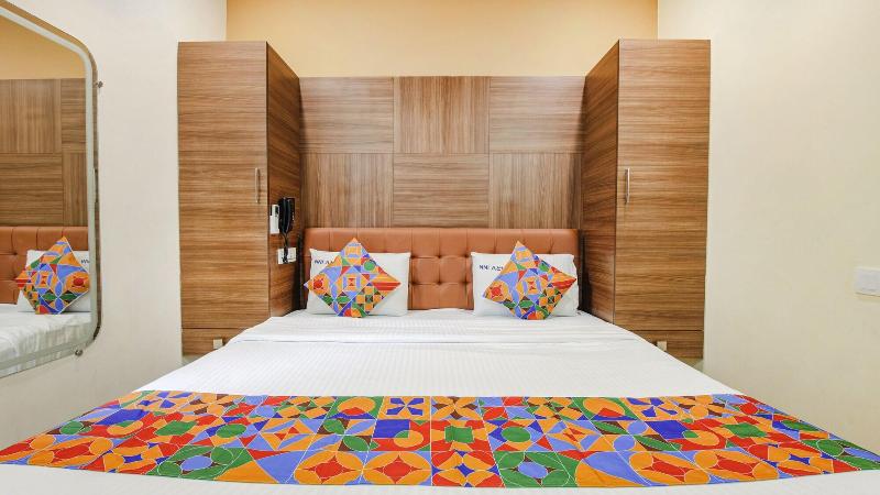 Fabhotel Mrv Inn image