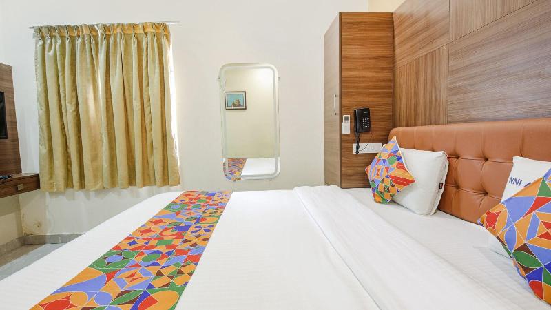 Fabhotel Mrv Inn image