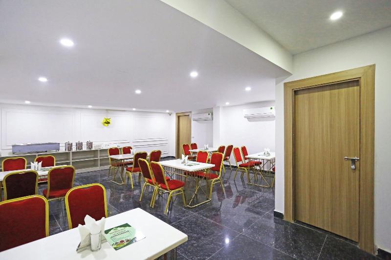 Hotel Decent Suites Delhi Airport image