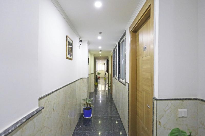 Hotel Decent Suites Delhi Airport image