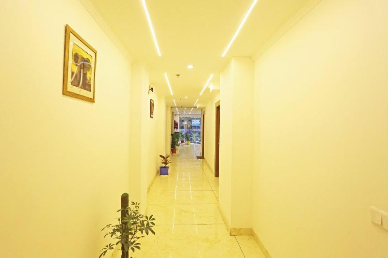 Hotel Decent Suites Delhi Airport image