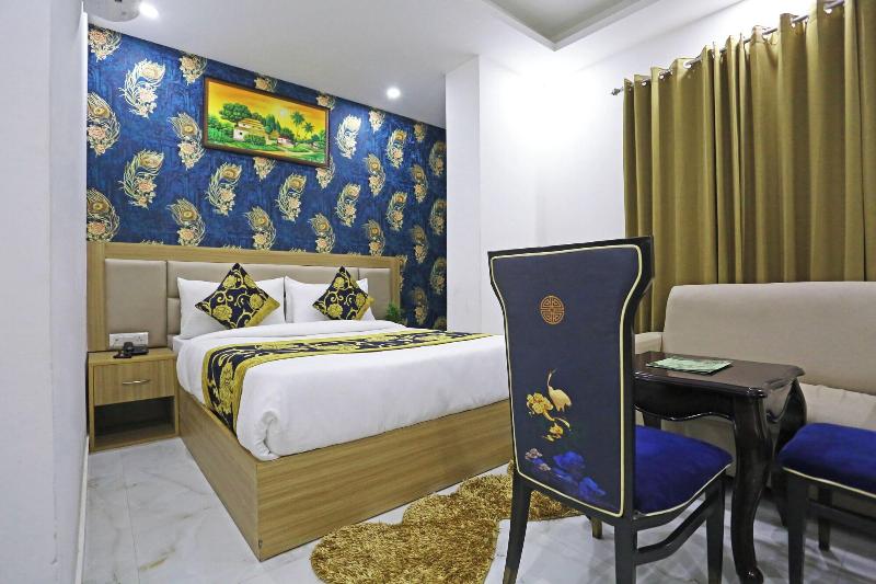 Hotel Decent Suites Delhi Airport image
