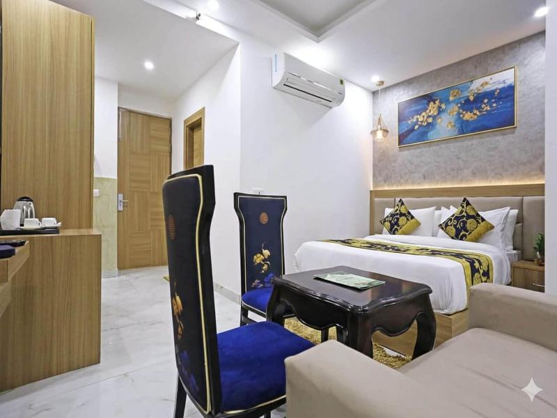 Hotel Decent Suites Delhi Airport image