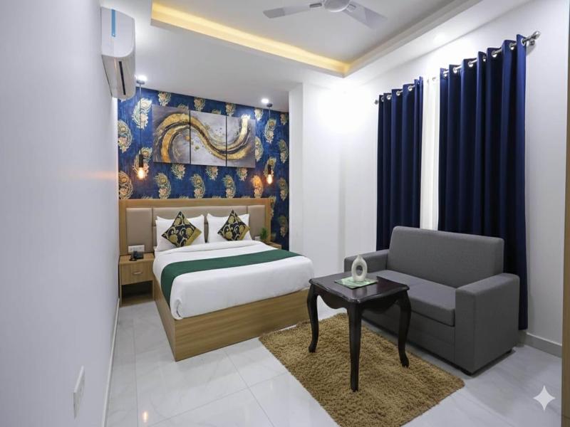 Hotel Decent Suites Delhi Airport image