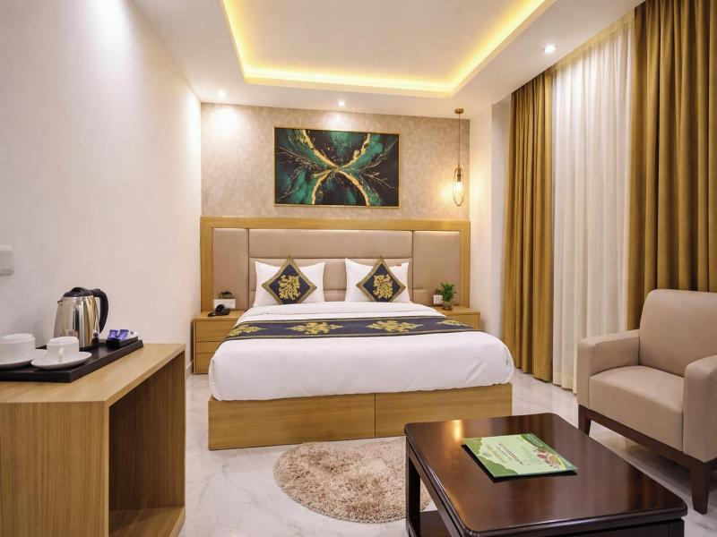 Hotel Decent Suites Delhi Airport image
