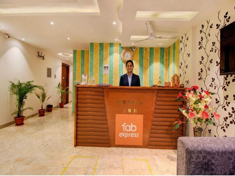 Fabhotel Gross Inn Suites image
