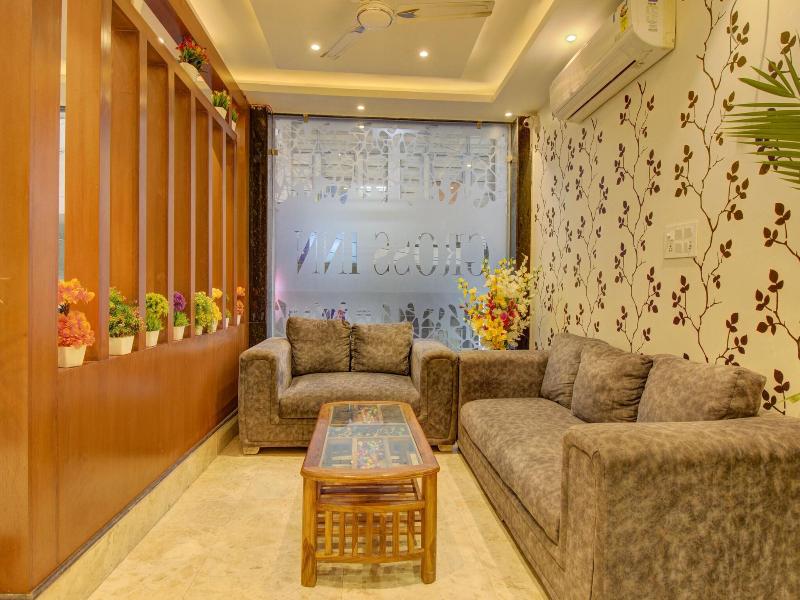 Fabhotel Gross Inn Suites image
