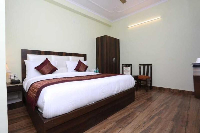 Hotel The Mars image