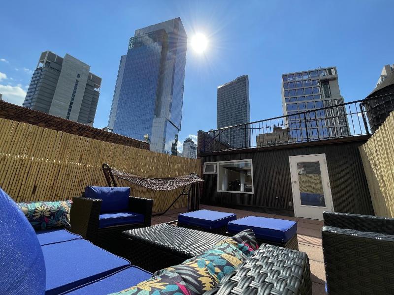 Hotel And The City Midtown image