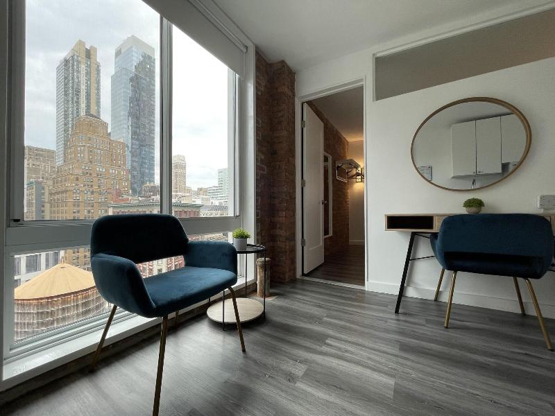 Hotel And The City Midtown image