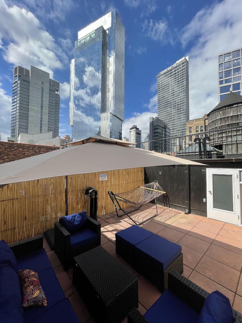 Hotel And The City Midtown image