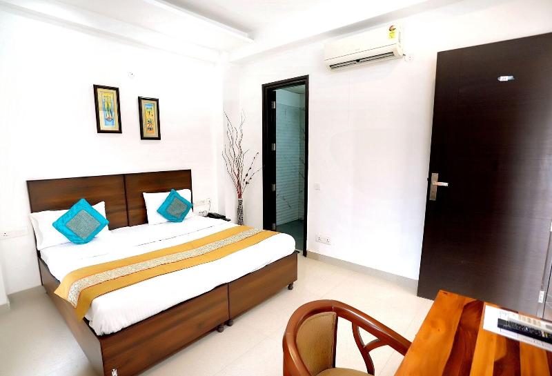 Gupta Residency Near Noida Sector 50 Metro Station image