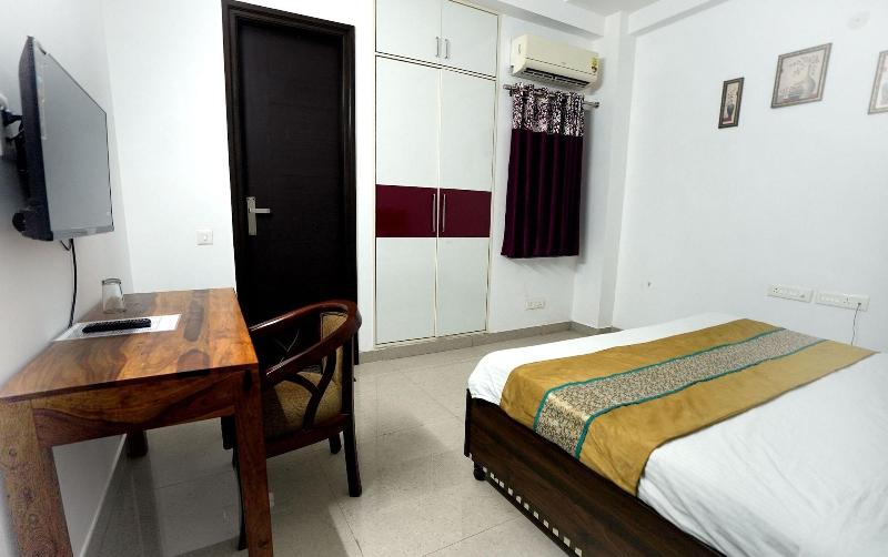 Gupta Residency Near Noida Sector 50 Metro Station image