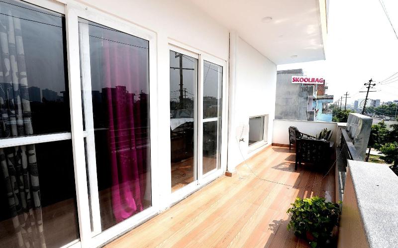 Gupta Residency Near Noida Sector 50 Metro Station image