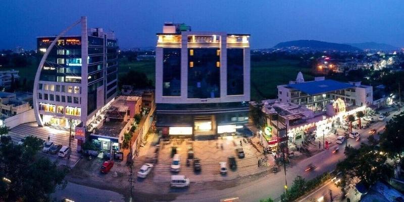 Hotel Shree Nanda image