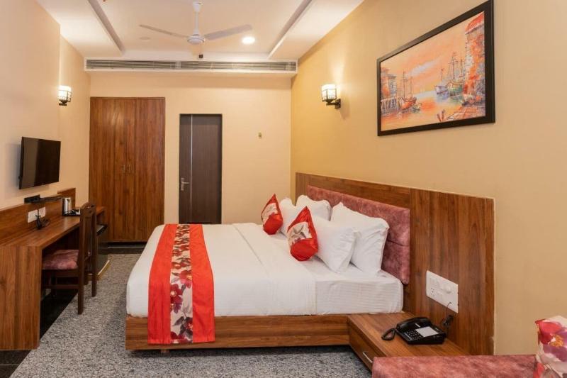 Hotel Shree Nanda image