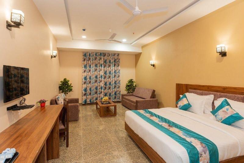 Hotel Shree Nanda image