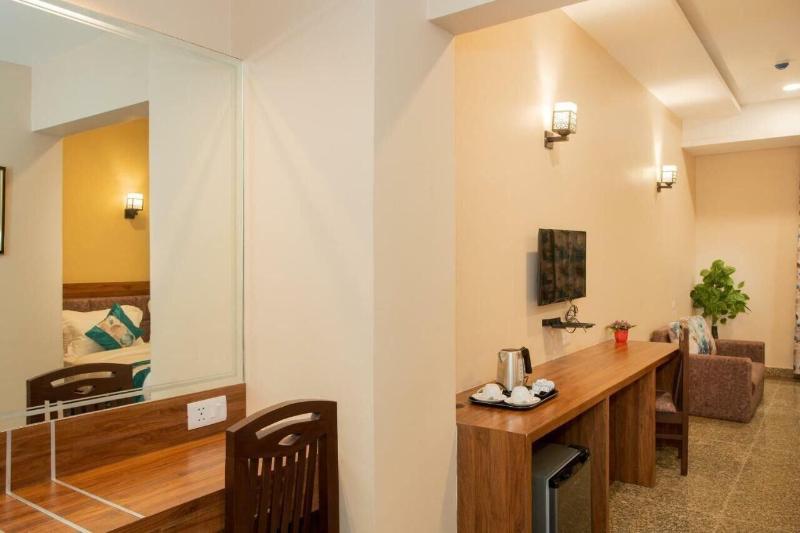 Hotel Shree Nanda image