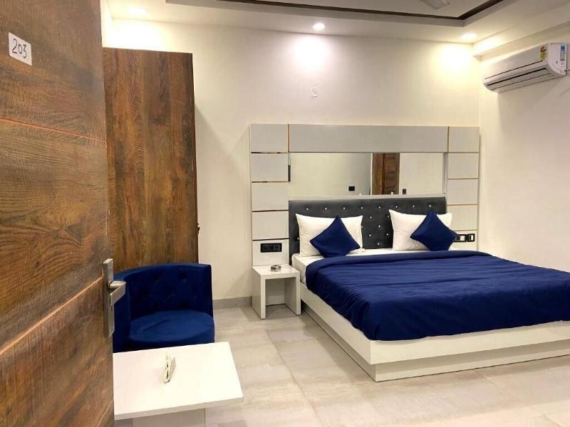 Hotel Metro Stay By F9 Hotels image