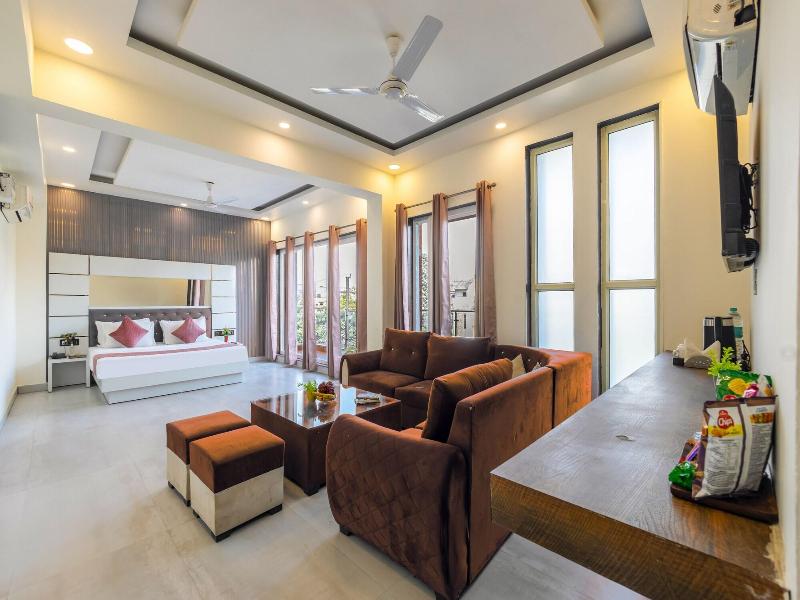 Hotel Metro Stay By F9 Hotels image
