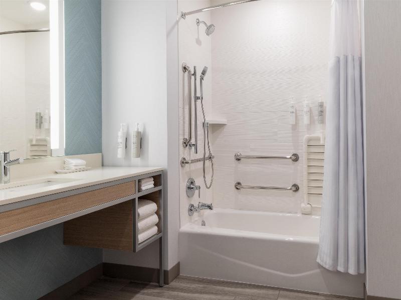 Hilton Garden Inn Walnut Creek image
