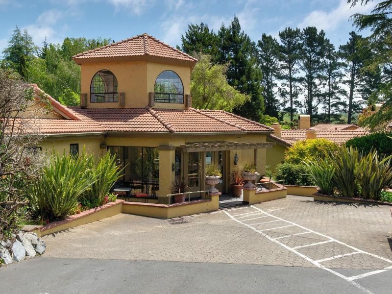 Sonoma Coast Villa image