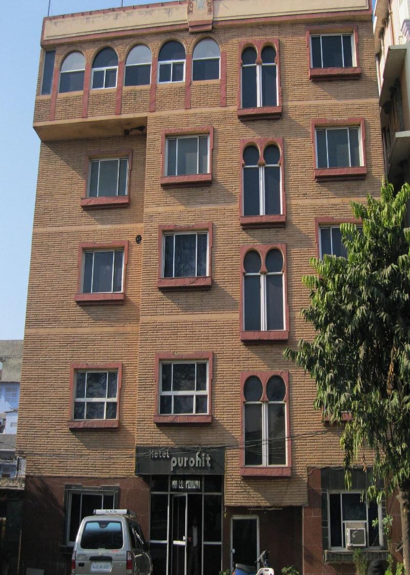 Hotel Purohit — exterior view
