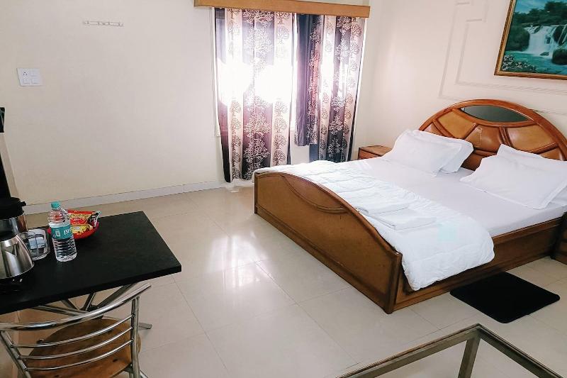 Hotel Purohit image