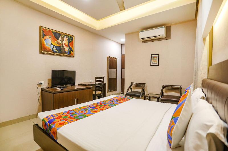 Fabhotel Pine Tree image