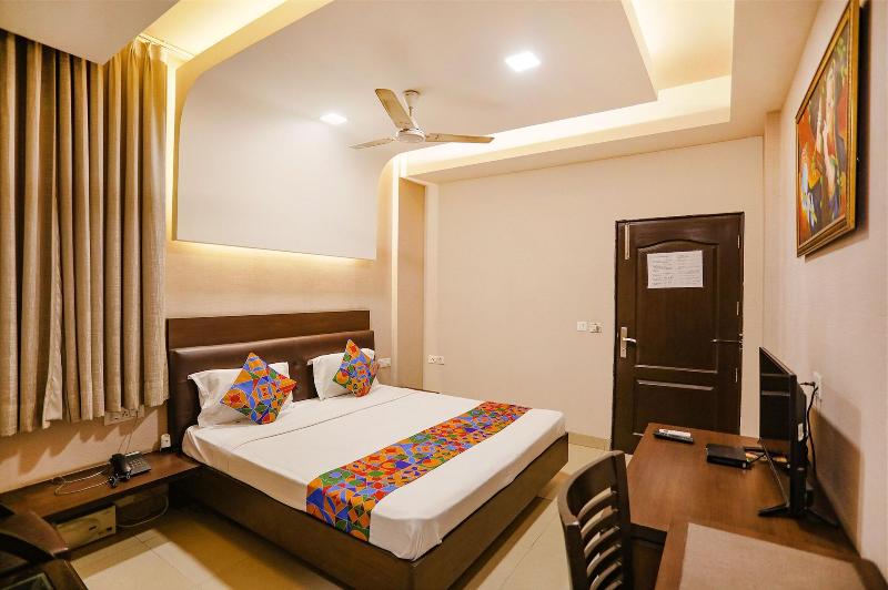 Fabhotel Pine Tree image