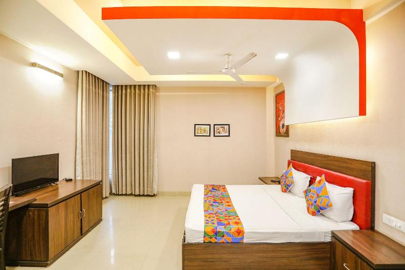 Fabhotel Pine Tree image