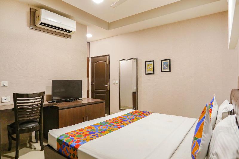Fabhotel Pine Tree image