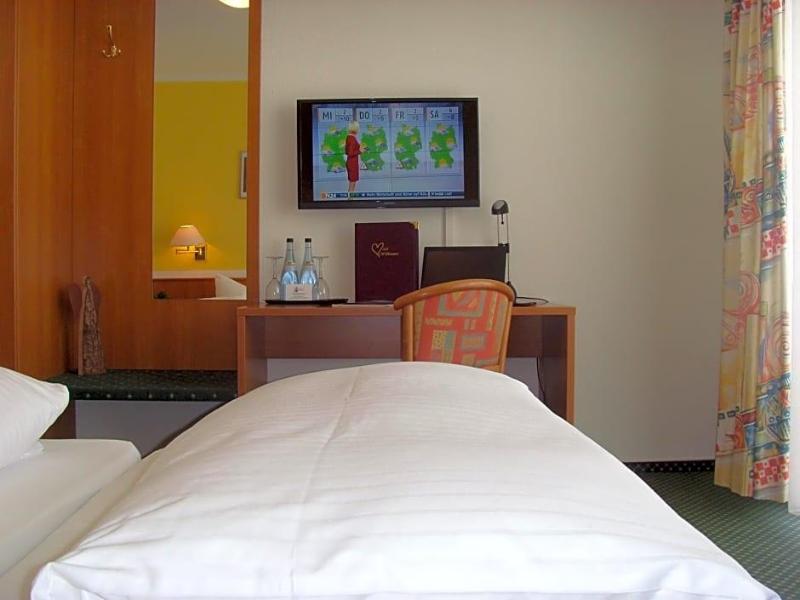 Hotel Restaurant Engel image
