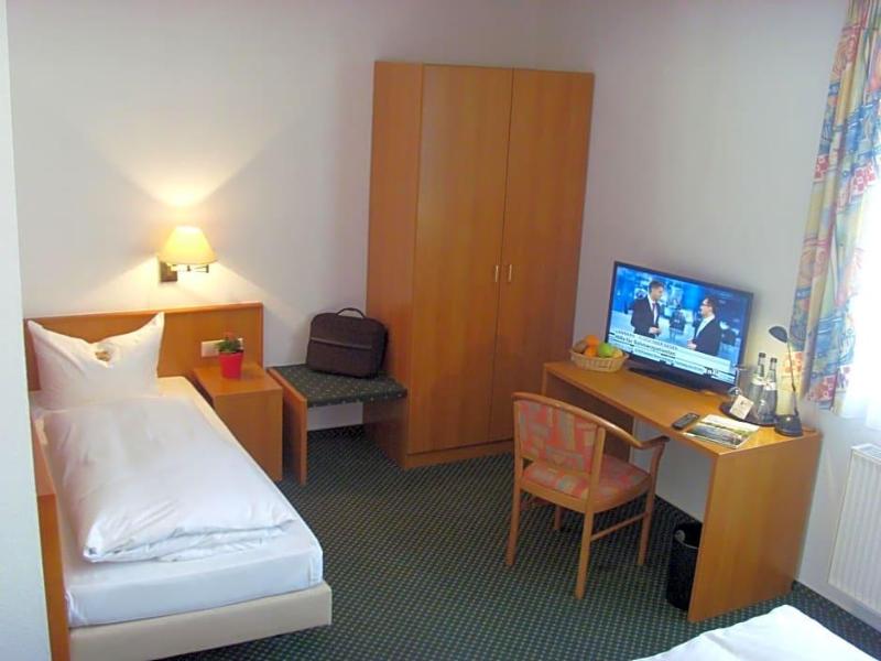 Hotel Restaurant Engel image