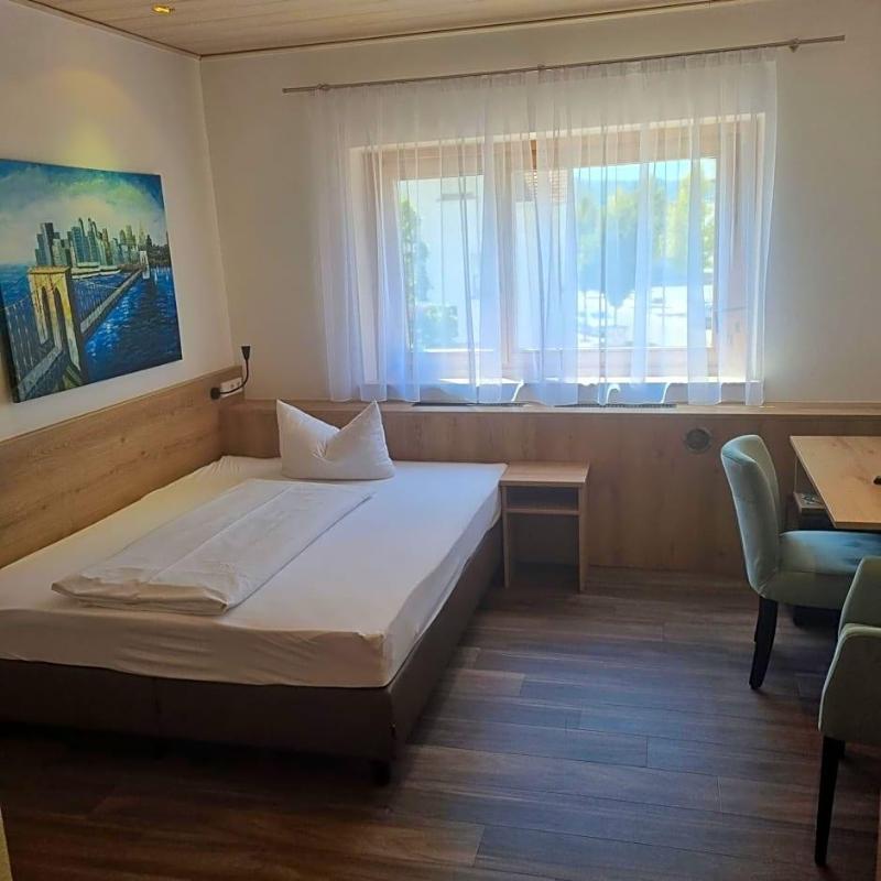Hotel Restaurant Krone image