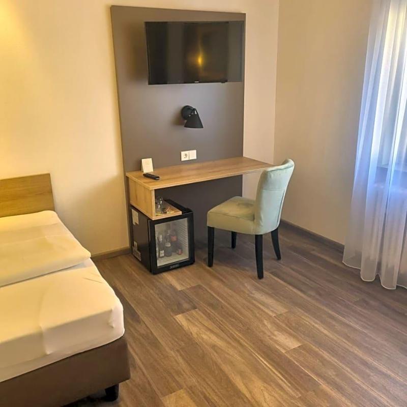 Hotel Restaurant Krone image