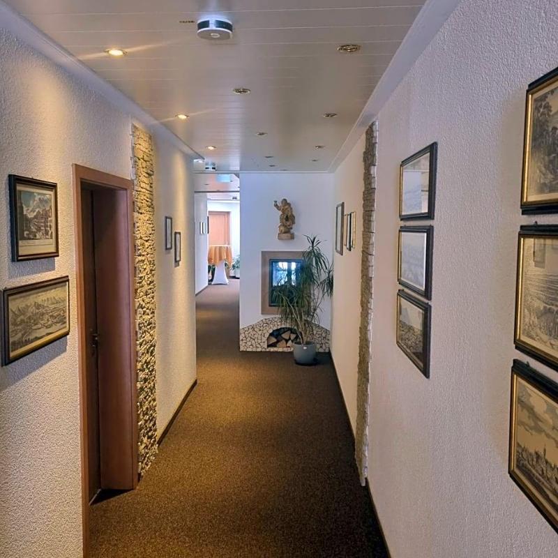 Hotel Restaurant Krone image