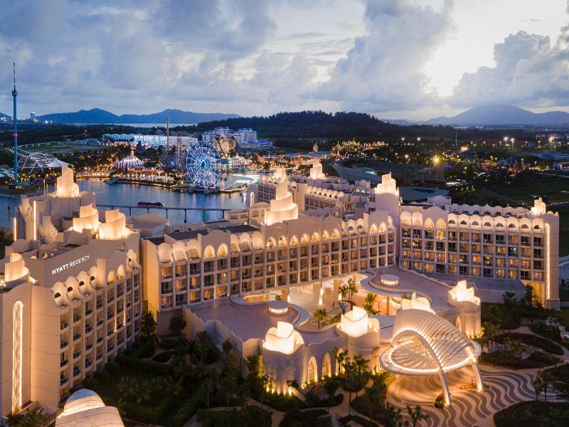 Hyatt Regency Hainan Ocean Paradise Resort image