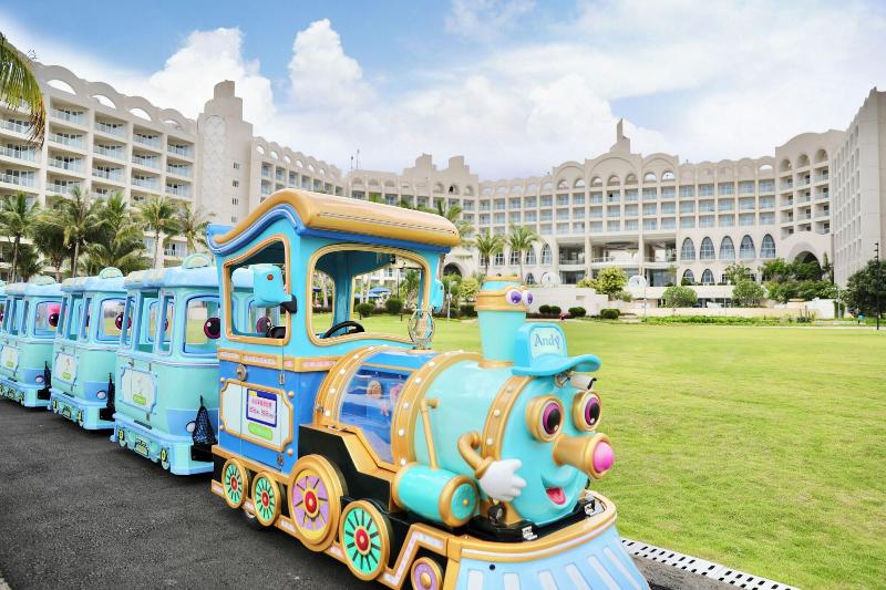 Hyatt Regency Hainan Ocean Paradise Resort image