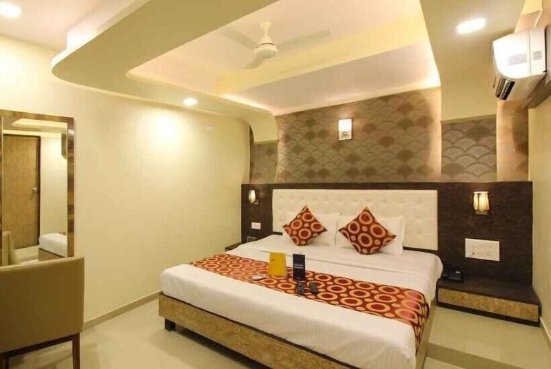 Hotel Golden Park image