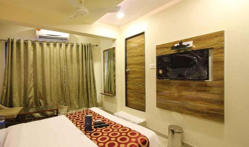 Hotel Golden Park image
