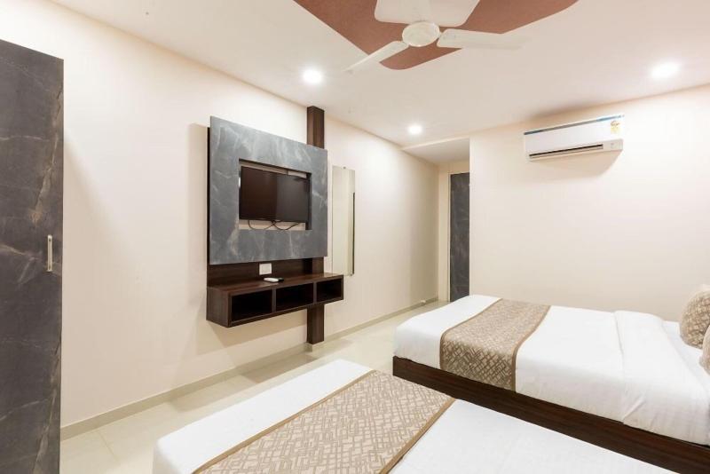 Hotel Bkc Annex Near Trade Center image