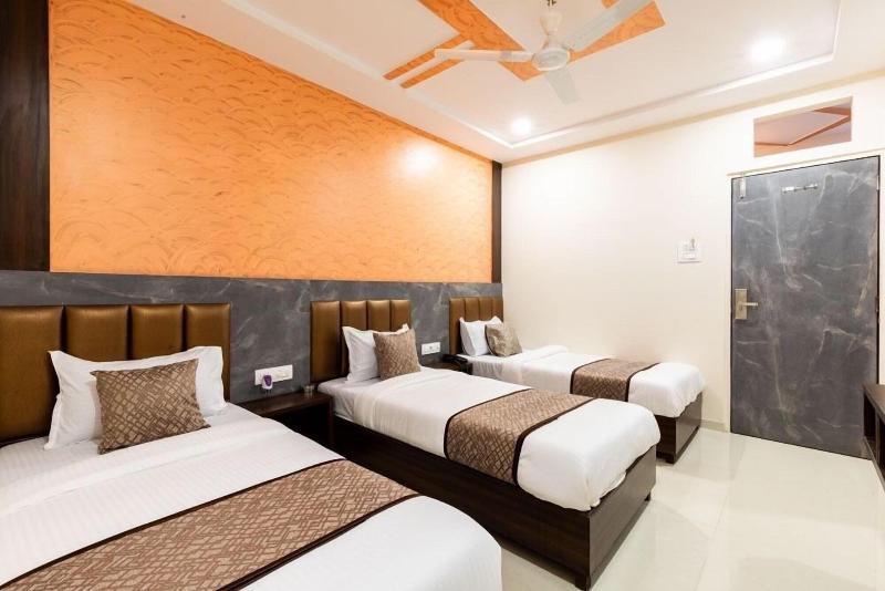 Hotel Bkc Annex Near Trade Center image